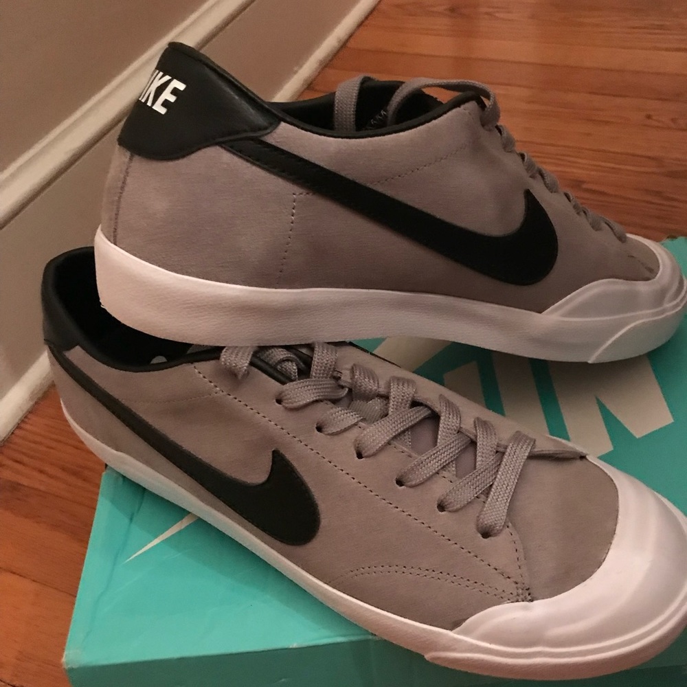 Brand New in Box Nike Zoom SB All Court Sneakers Size 11 Mens